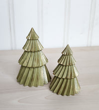 Load image into Gallery viewer, Concrete Christmas Trees - Olive - Tree&#39;s 27/28 Featured
